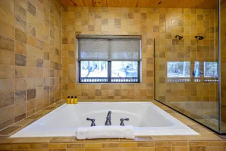 65934 174492 8oPho8pBoQrd cUxxWzfg7wWhsaDE1dd9pJGXqRpTUU 648b999dee4e4.jpg