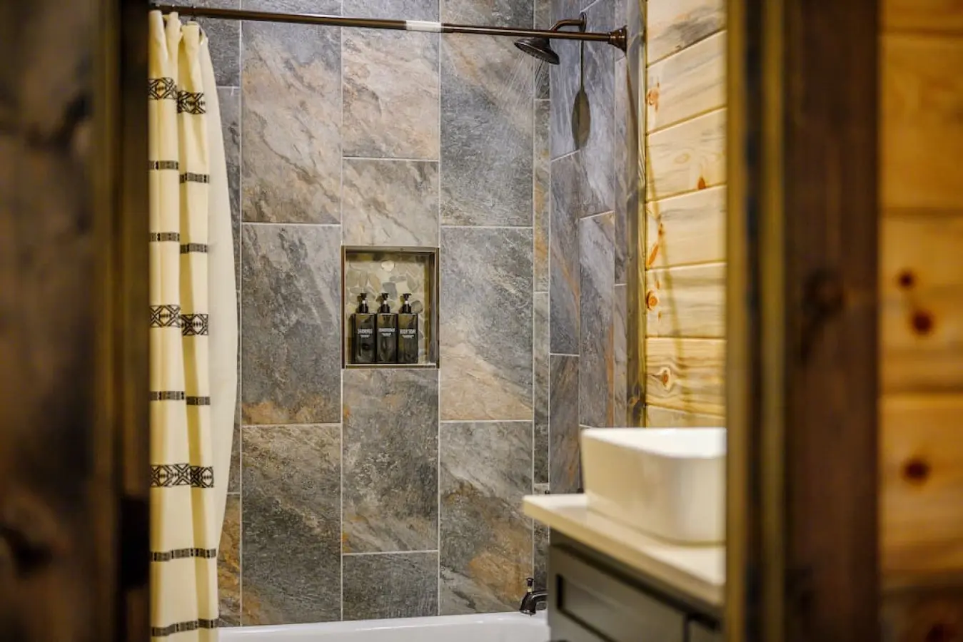 65934 203613 ukr z24QtQg9MwGmxJhqGJwFM2WdcsNMahNf1IfP2C0 652b39897061b.jpg