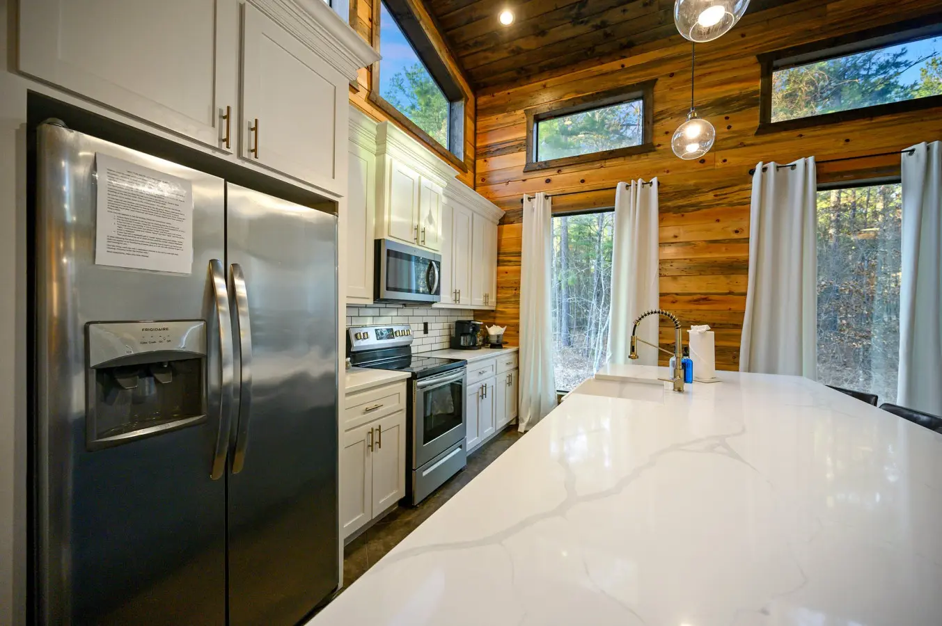 65934 355699 oWw FY8sXbnixzYdMBD7vwWrYllzpupBfWRRhTLYw9k 67bf74eda24f3.jpg