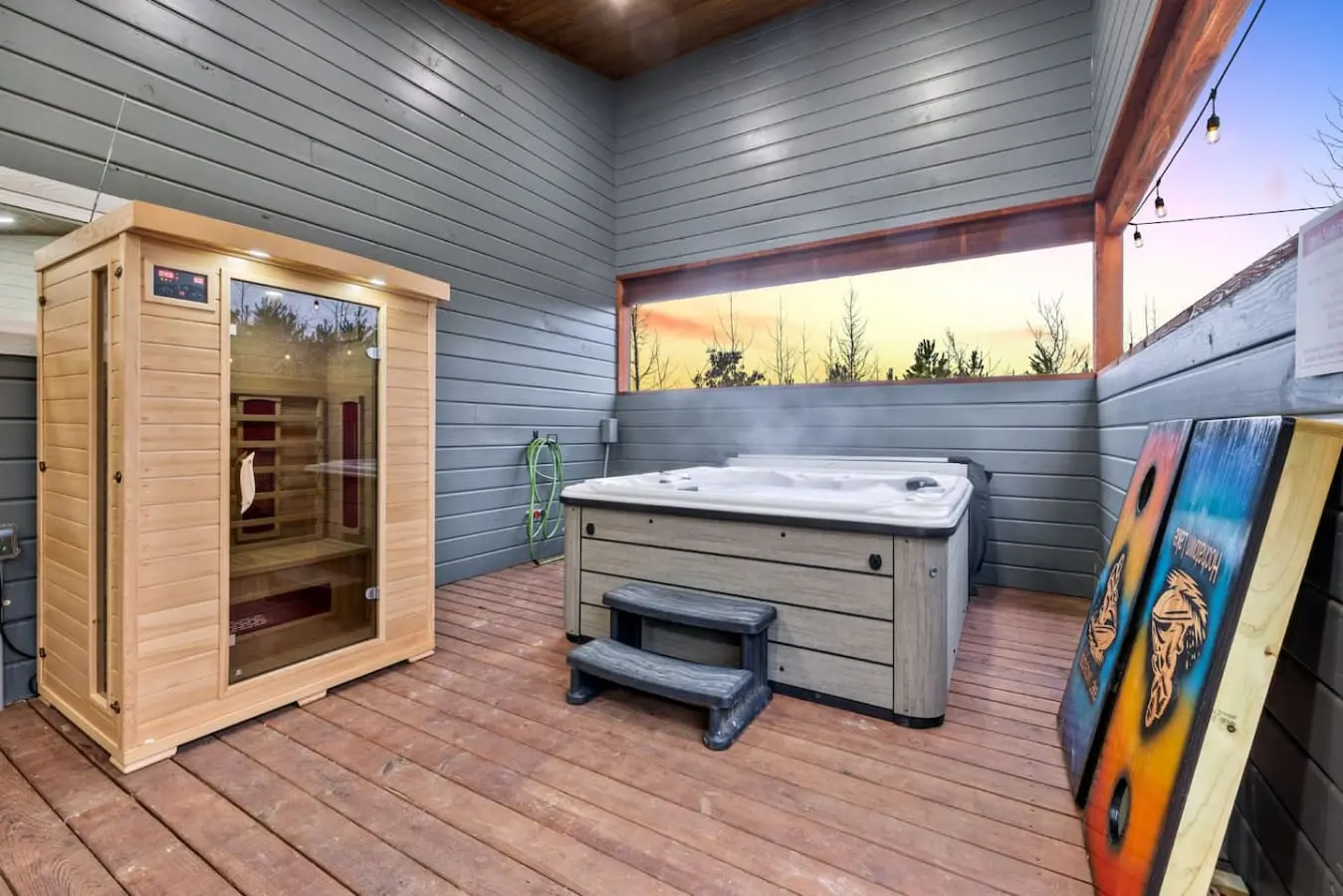 Watch the sunset paint the sky while you're soaked in your hot tub—this is the kind of view that makes you forget your phone exists.