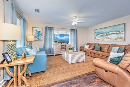 65934 427450 3G5IGHatyIiUEKsxnFTzDBBBcVNiNeAdlY79l63Fow 68af597fc8690.jpg