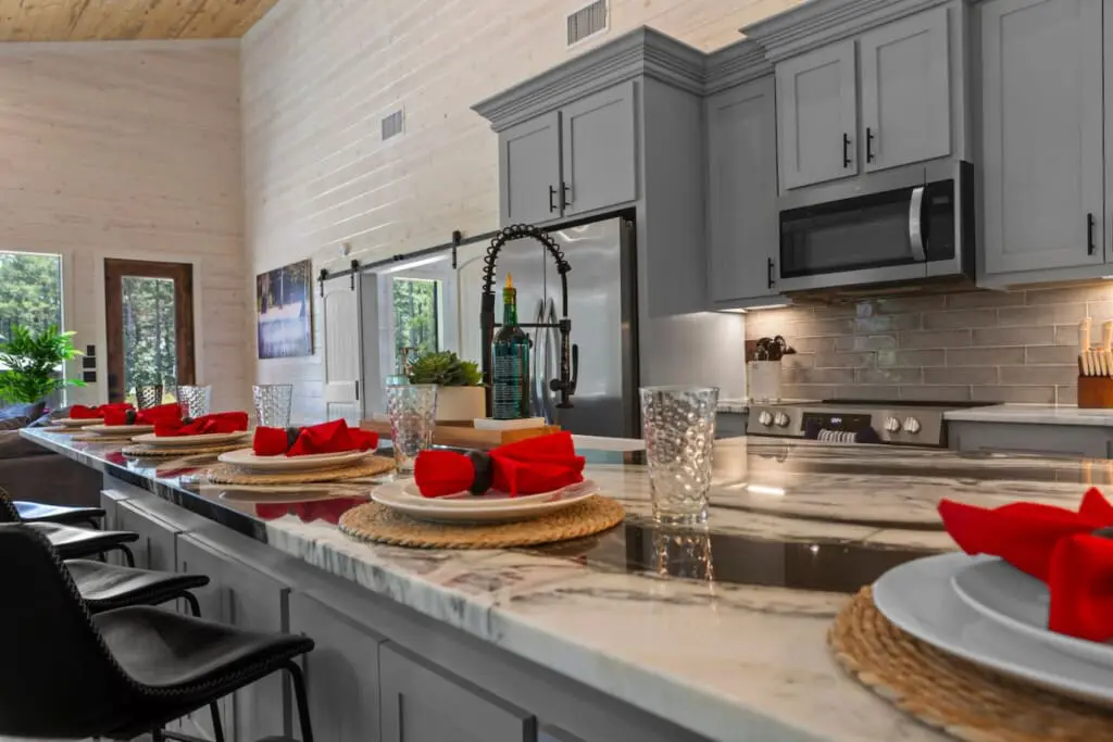 65934 404659 X7wlFLEh8334Uz22yNkpRP57VuEKQHGHbE0sKCwsmY8 6854895a43529.jpg