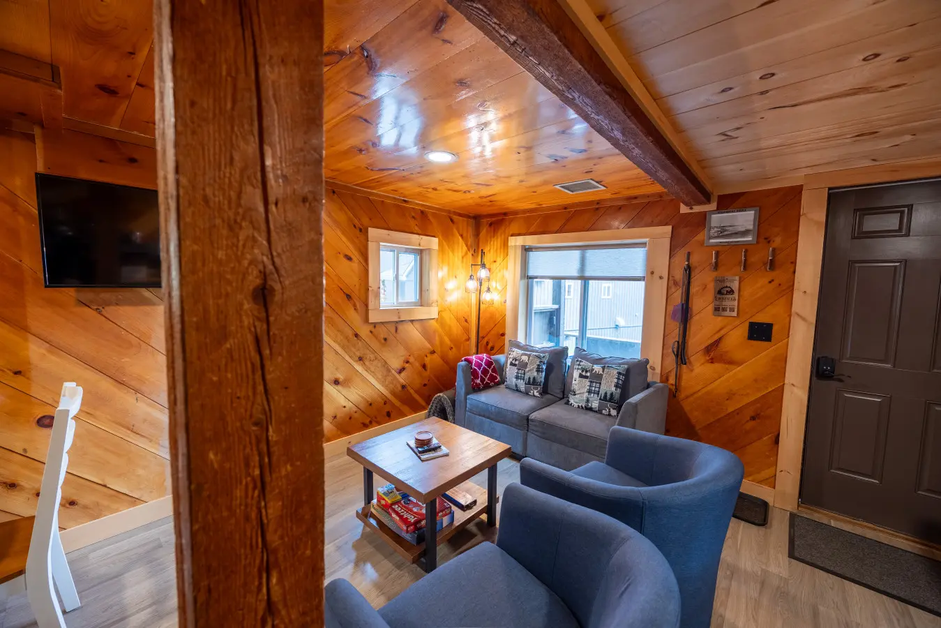 65934 174499 5U9JnomxMvJj0BBIE GGTJFzXLSA2xgaVByUF L555U 68ee87f4d3378.jpg