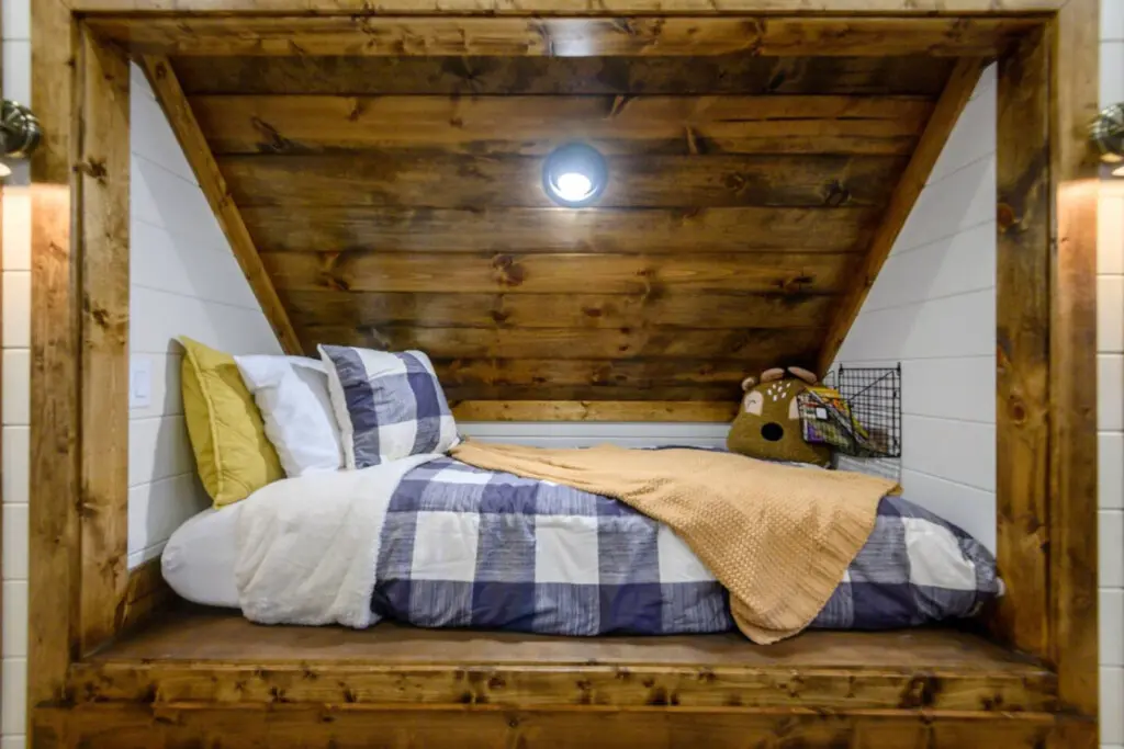 65934 445614 nsyIaJf1gO0BlqB6TZksms2IDO6ONH3sPzxIoloLtiw 68f970975493c.jpg