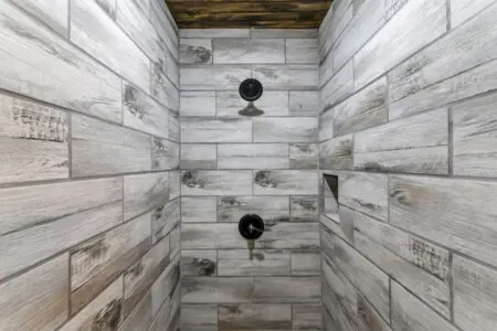 65934 185133 3ZNlh9 NOcEwaWAdwrIGy913DAXZKbmpF1REfuXBX 0 64c464dfbc8dc.jpg