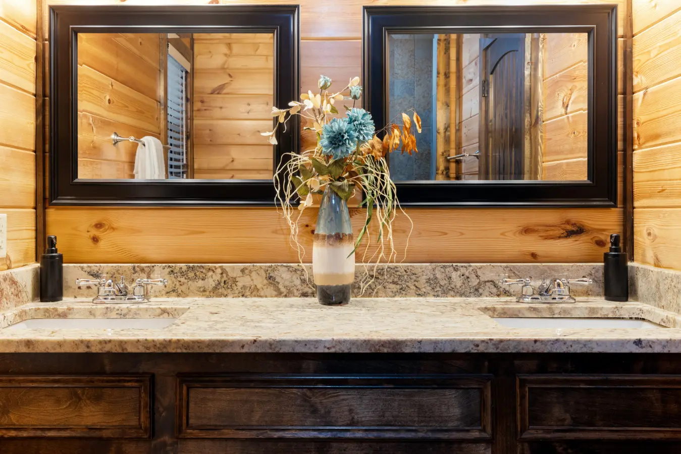 65934 256391 kW5y8 iiAi7m7qpLIpWia2xY2mLj6yqlGz W3CJONRI 682bf59ae75dd.jpg