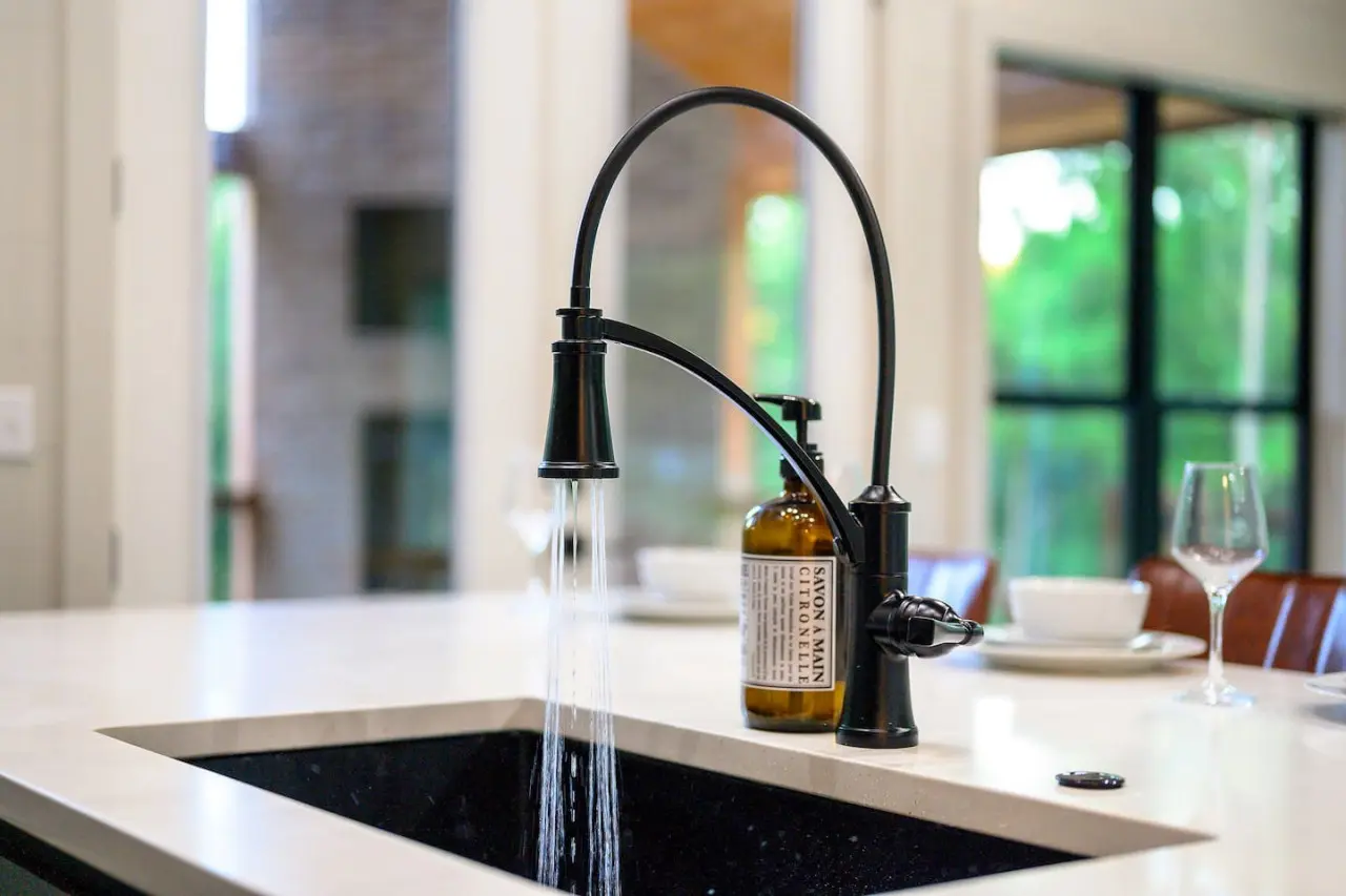 65934 272780 y LUHscMGgue7tDD86EohU4 hVZrouZoa8 P1MBtBnQ 66466dcc7a705.jpg