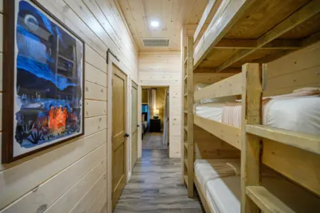 65934 310598 DF21ehrqXGBg fE NysM29JrH7HCYw97Ssr5cgGawM 6828abba636e2.jpg