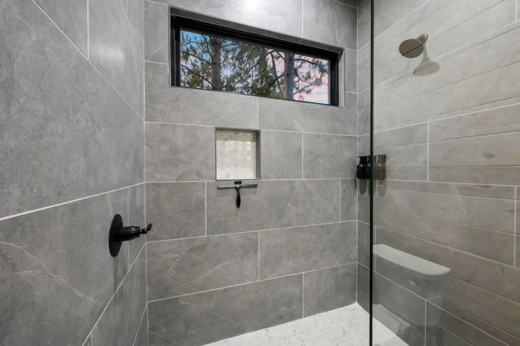 65934 316403 TxdnIkC q7CHPl1i6qDlIpquD1FNg17SvFtv54rS 8 6707278a9a050.jpg