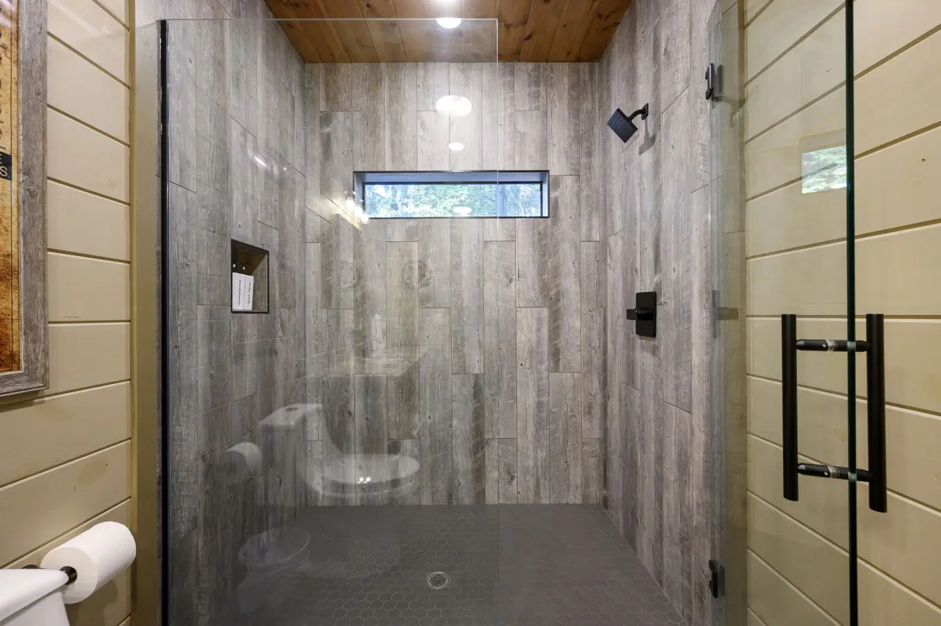 65934 331221 4aWsQcDnMc0gVO0L5 uj0ITzGX2 YokwivO9Pb8 XBc 68e5593bd0874.jpg