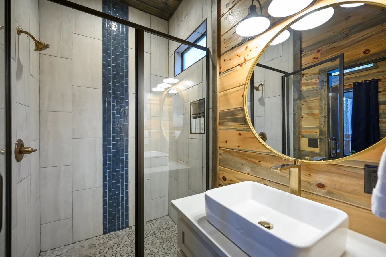 65934 355699 Zqy2qT0MfGg HNnJuLexYQTtOCbfECyNQbyVv0PaHeQ 67bf73c6885f4.jpg