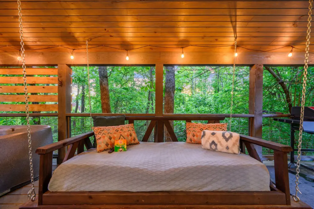 Designed as a relaxing outdoor amenity for a romantic or leisure retreat.