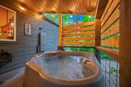 The cabin design blends rustic elements with modern comforts for a relaxing stay.