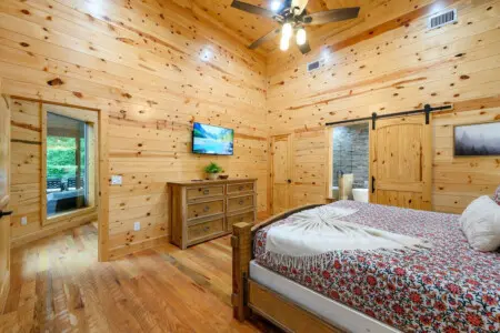 65934 391036 llDZHrGDAkjRe7l17UUMZEp PuZaugPetotKy5Ibds 68241c90169df.jpg