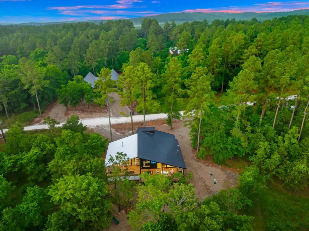 65934 393676 cX4oi6Au1bHIb3yda InIc99tlo4Grpk4DPpMMQZ ak 682d03b95c8c0.jpg