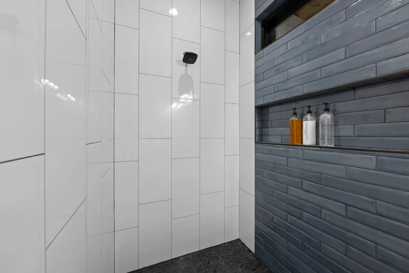 65934 404659 bOp8qmG9pBzP9E6PUsOq4di9zNo79Apkb88arRYLY1M 685489398568d.jpg