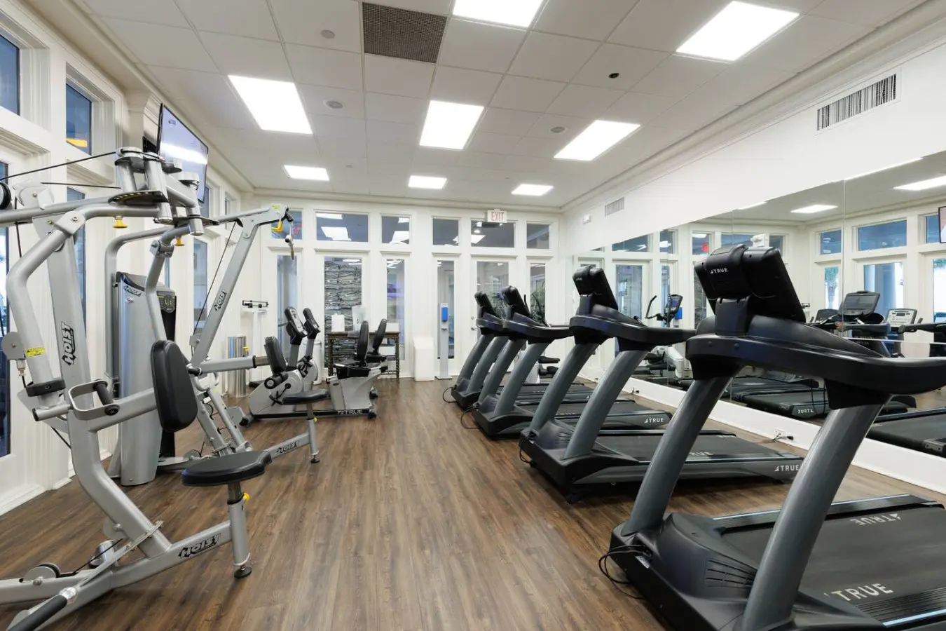 65934 411880 ikelb8Tq36hf29icqcrLgt1EH7bH6JKIhVM Qw8xIBM 687008677c50c.jpg