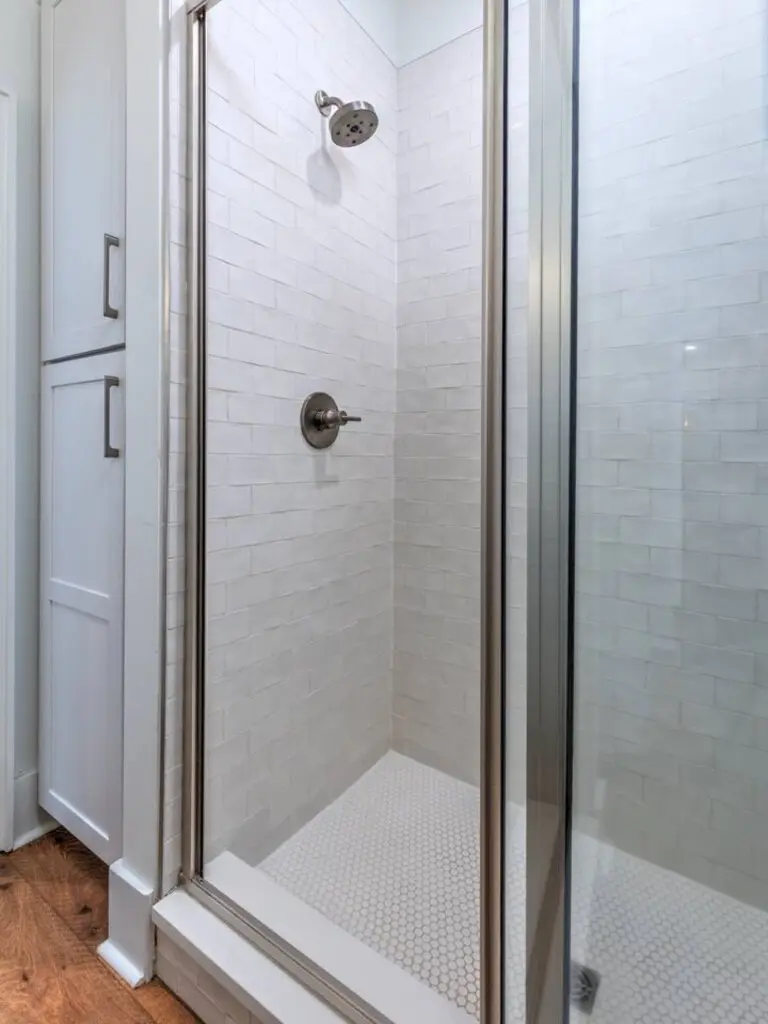 65934 425099 LP74DAB0VTluiTcQY3h9iUAyQ2Gfps64oXz2GB n0F4 68a631fb456d2.jpg