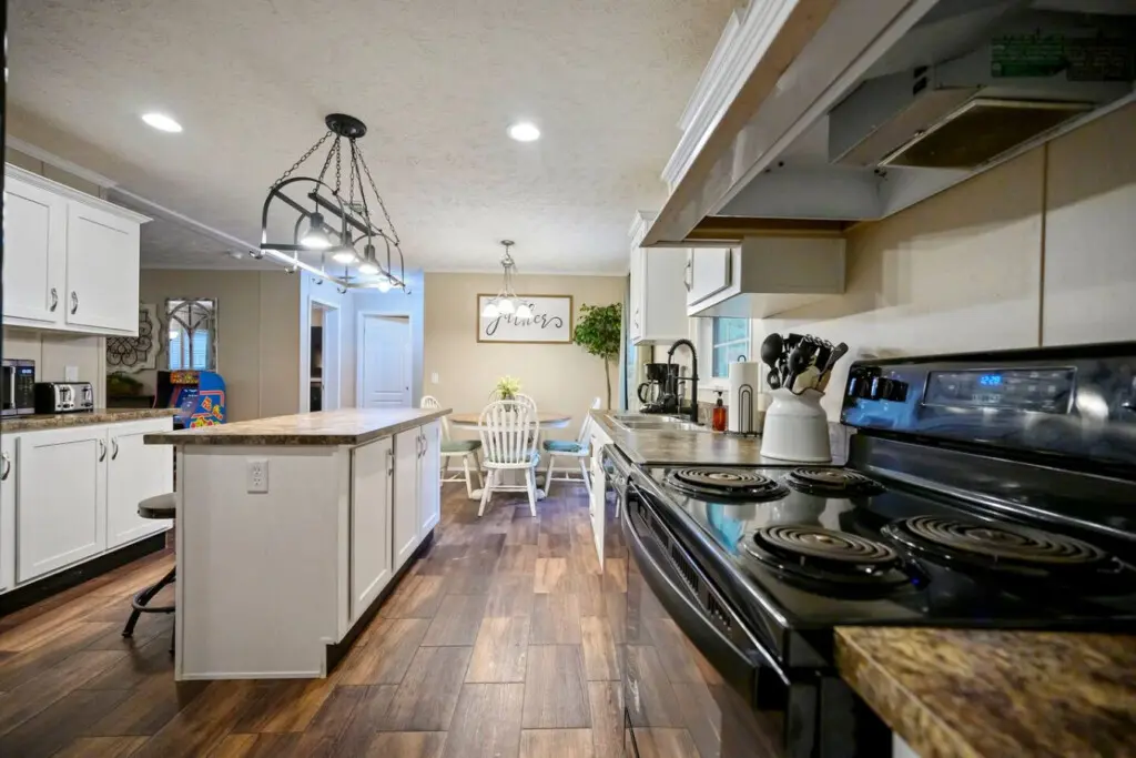 65934 448814 iQudusohNFeUgCkqaPPR C4KC ymoRWx9Up7Z5CznfA 6907a38dc2bea.jpg