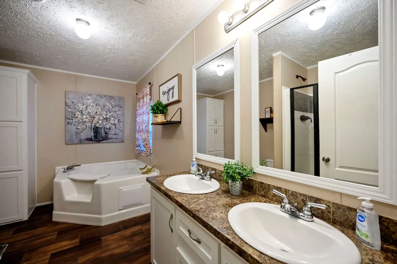 65934 448814 kXDRDhQ5c1m7QSwVSBn6GtX 0xJ Dko jBVE7 dpSQ8 6907a37833ccd.jpg