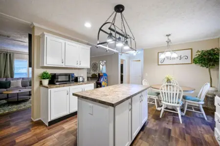 65934 448814 ovi qVCAglfQ8baLSvyxueiWdN9Xy3n6WN2UFhNzZx8 6907a38b58651.jpg