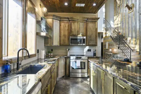 65934 449145 7zcEqvd5vUkksBdlEpaUZ c0vaskz UINI8dHLud B8 691500be24295.jpg