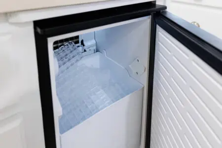 65934 461606 aKkr6WBlCEiFXwXbeCrlVME Pdb397Z66DRVyqq16o 6931b2238bf0f.jpg