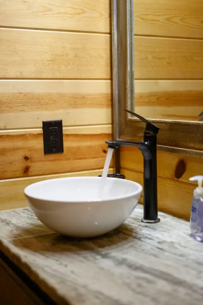 65934 484937 XA1h7h7ulusjkqrfbI0OzFZs BzLAXNnDHVFSL9nS28 6986ec60e9de7.jpg