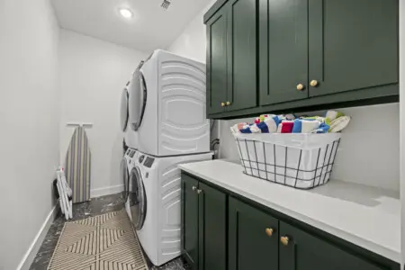 65934 457761 rRFjEOpSdU8DymOtPqs gBdU6lXCVFneB p6TIbX8lc 69b2da31928eb.jpg