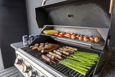 65934 457761 rblaA6M4Fp16iBSy6PPE4eqVwPtAVqJOyov6y W2qLY 69b2d663e56d8.jpg