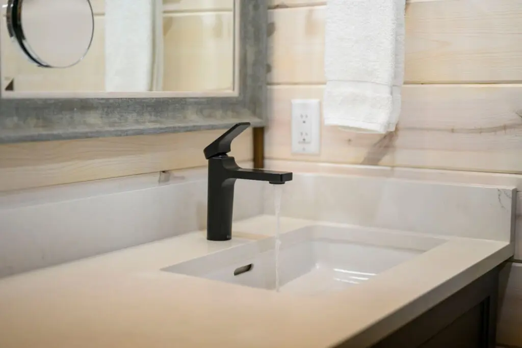 65934 490765 6wPDNXpxVts0Vt7CSdK cTUah oVw 4EQuPxYNlYMs8 699cbe211b882.jpg