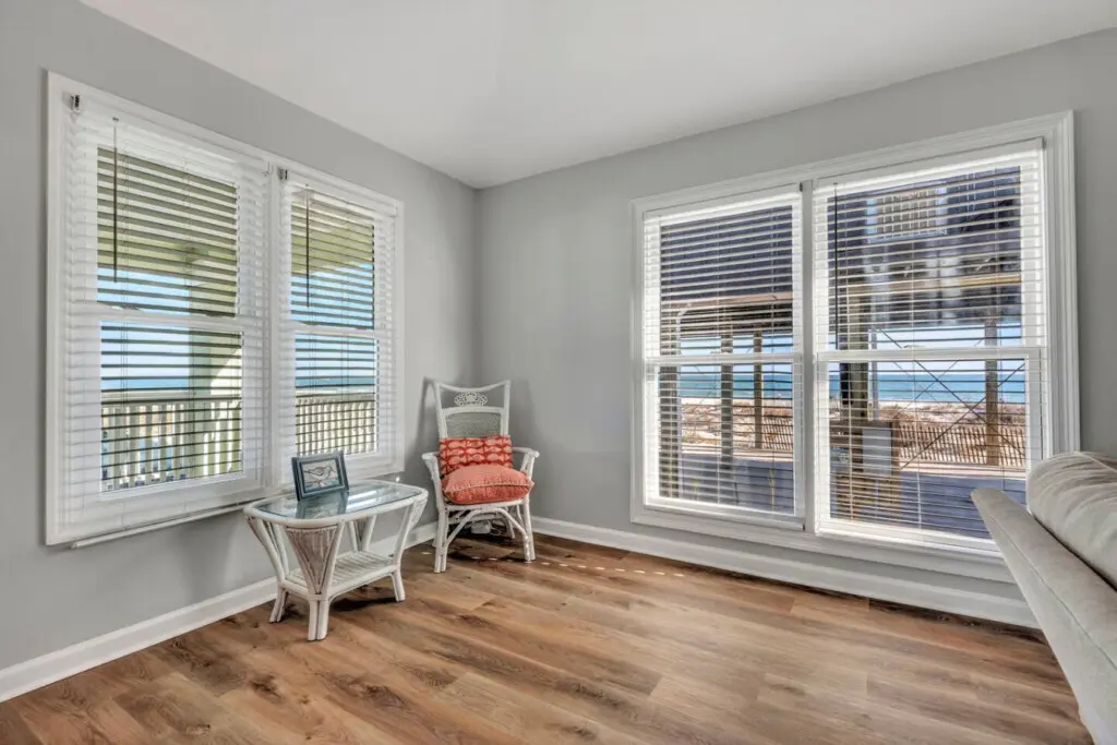 This sun-soaked room with walls of windows is basically your personal oceanside retreat, where you can watch the water sparkle all day without ever leaving your seat.