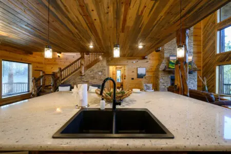 Treetop kitchen: cook, connect, and enjoy the cabin life