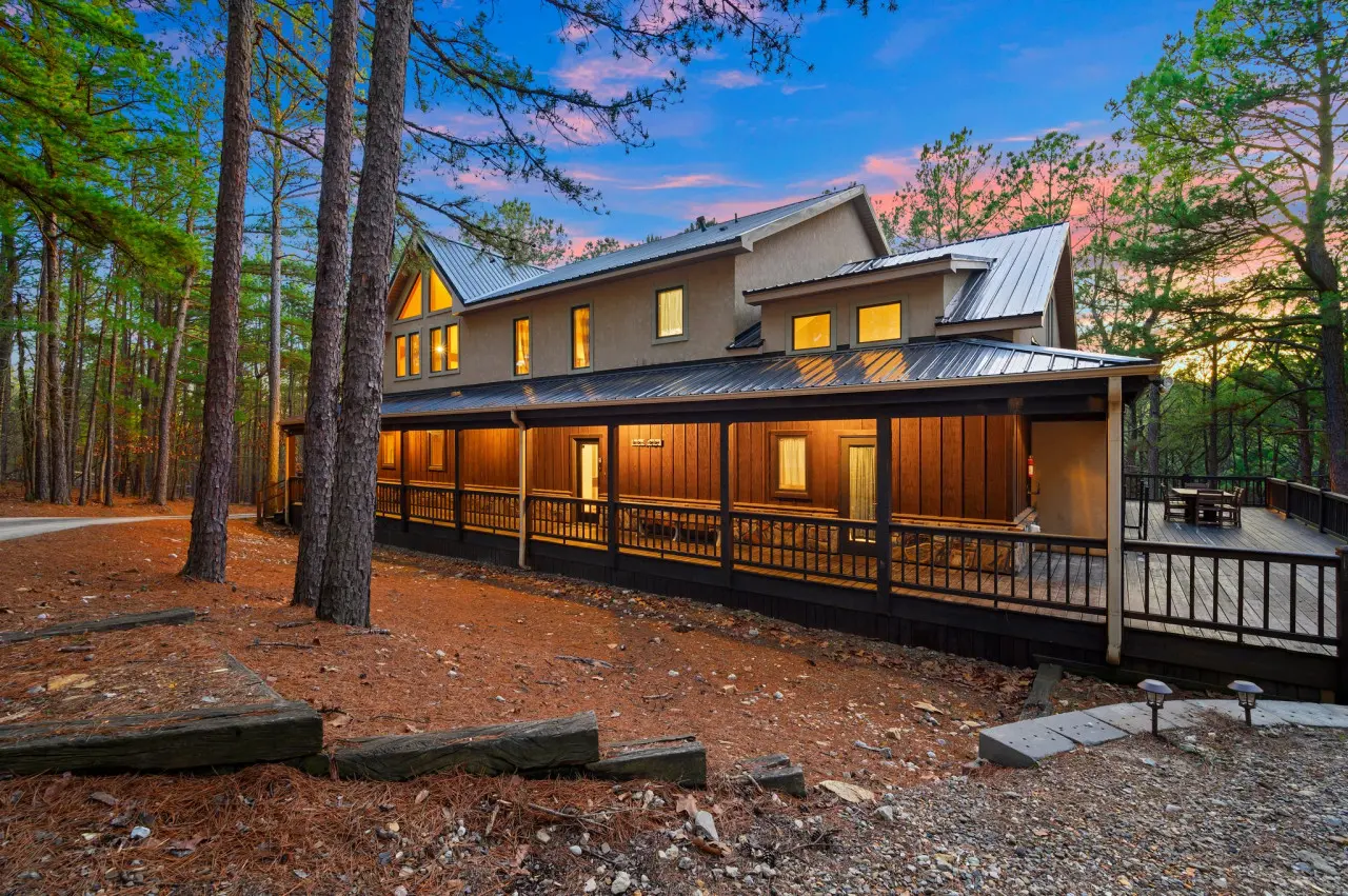 Step outside our cabin and immerse yourself in the beauty of nature, where every corner is a picturesque escape waiting to be explored.