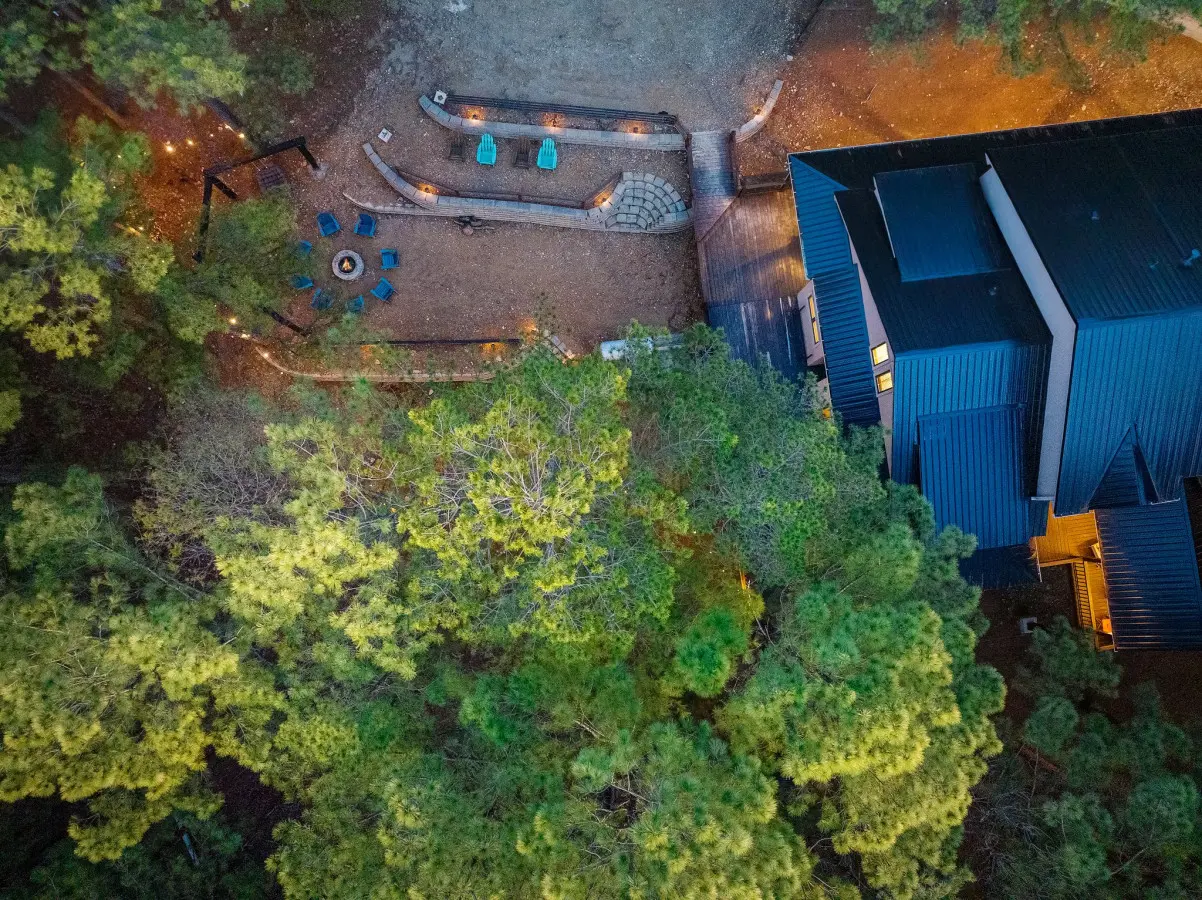 Our cabin offers sweeping views of the landscape, providing a front-row seat to Mother Nature's captivating display, from lush forests to towering peaks.