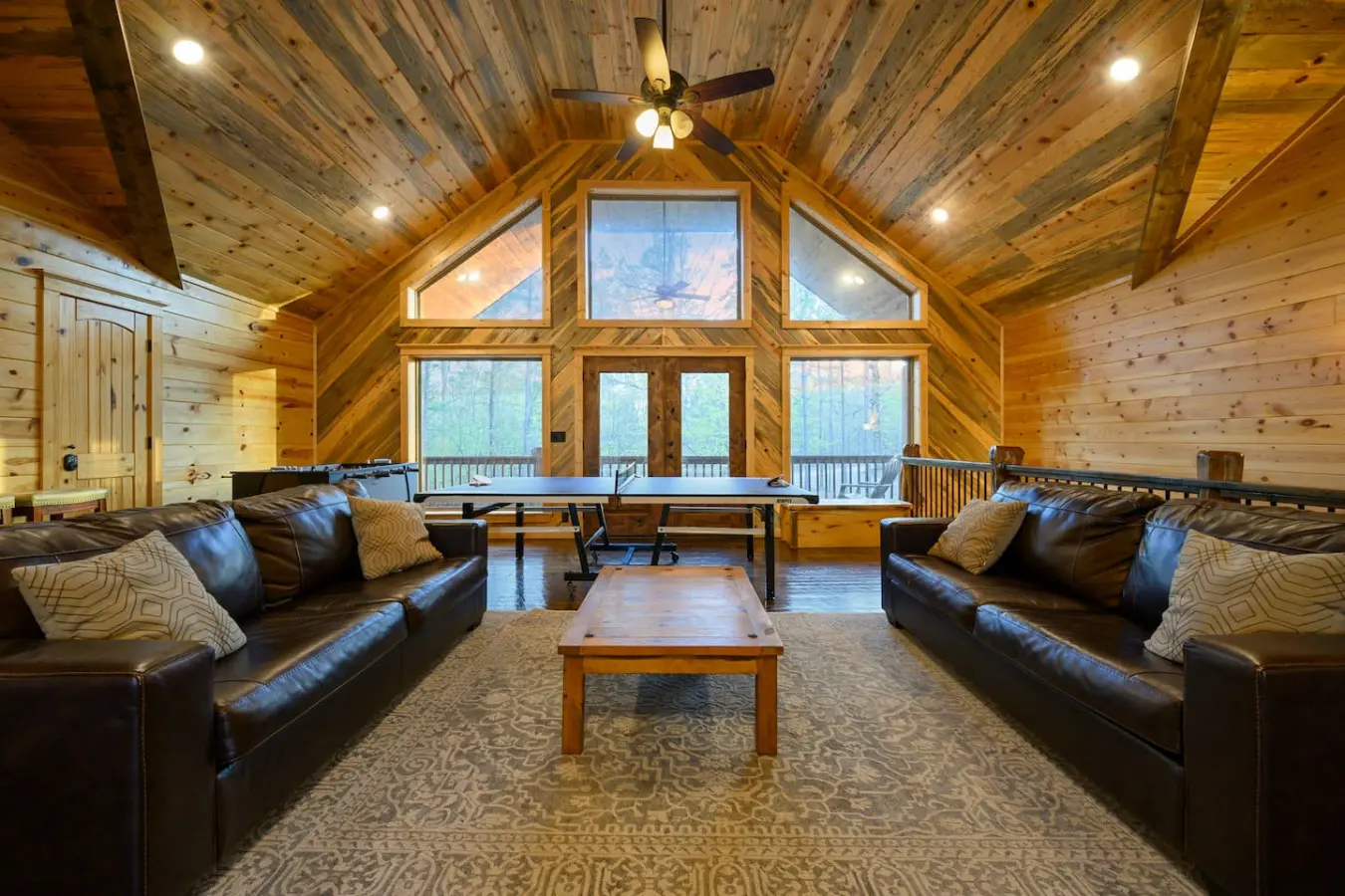 Your cabin retreat starts in the living room at Treetop