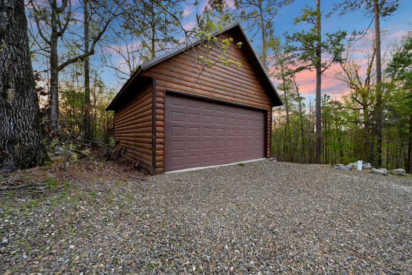 Treetop feels like a dream in the woods