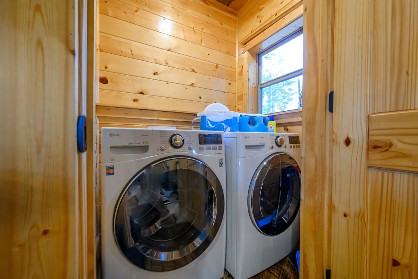 Treetop has everything you need, including a convenient laundry room