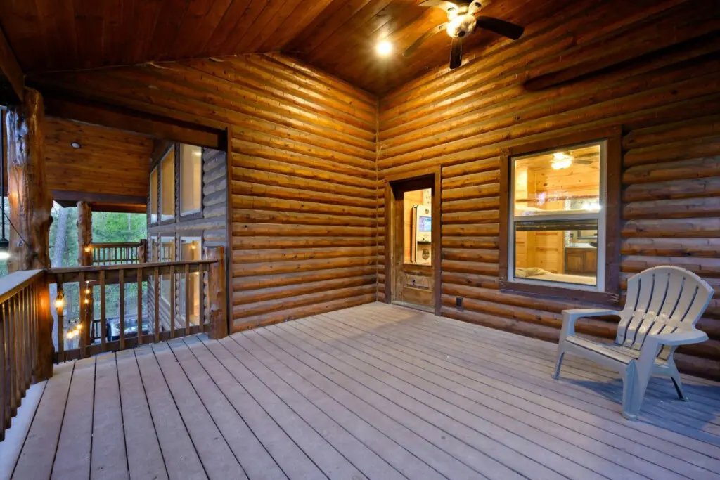 Waking up surrounded by nothing but trees at Treetop