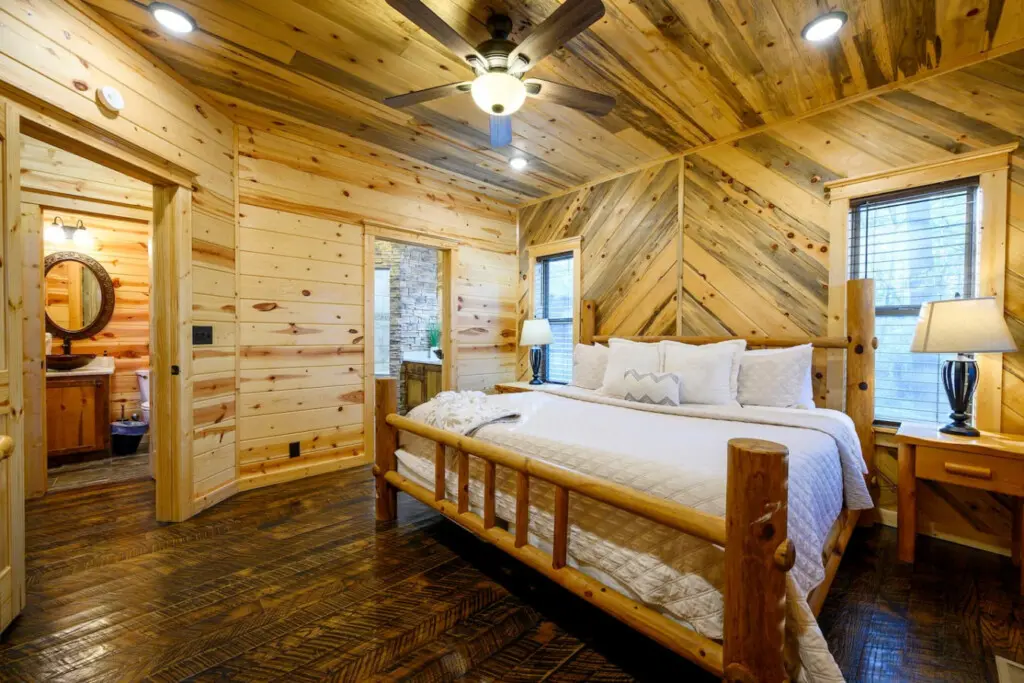 Sleep tight surrounded by forest views at Treetop