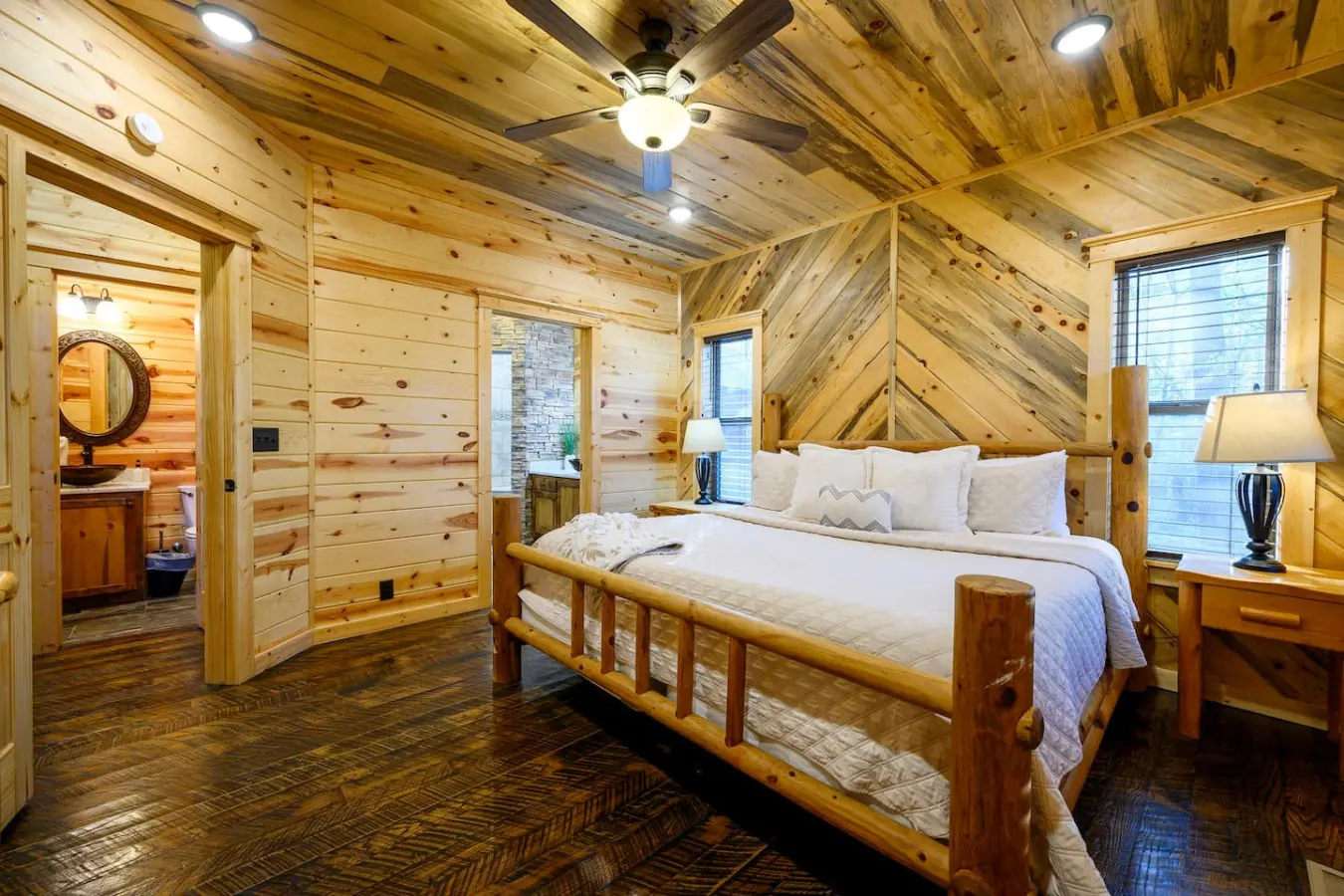 Sleep tight surrounded by forest views at Treetop