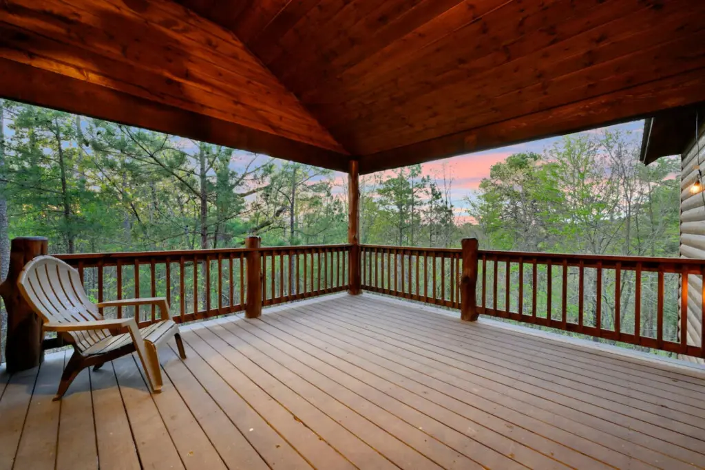 Treetop is tucked away where the trees touch the sky