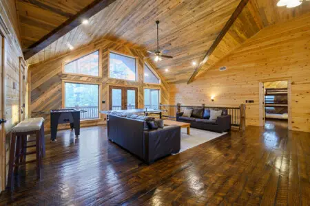 Make yourself at home in Treetop’s inviting living space