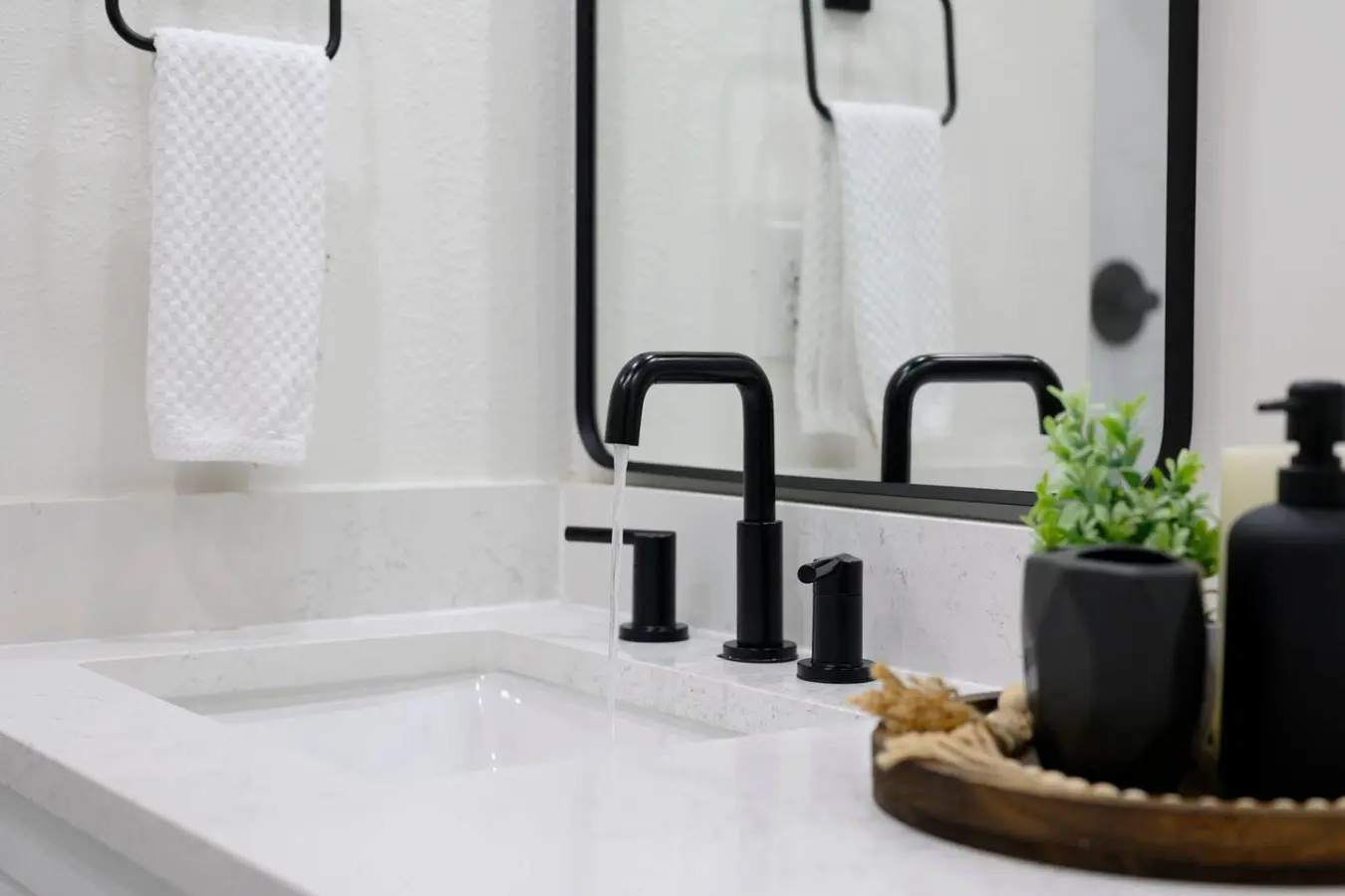 65934 504755 PT9nRHgD5jq YJ bRyNYTIf3NyRme6 UL8oiYCX8Qc8 69d4279620265.jpg