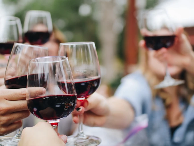 Your Guide To Broken Bow’s Wineries and Breweries