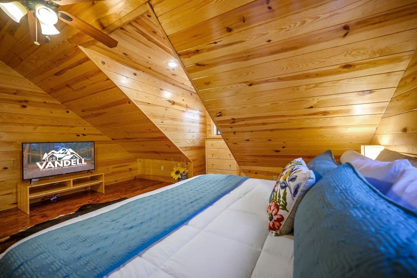 Indulge in spacious comfort with our wide bed, perfectly complemented by a small TV at the front. Whether you're unwinding after a long day or enjoying a lazy morning, our cozy setup offers relaxation and entertainment at your fingertips.