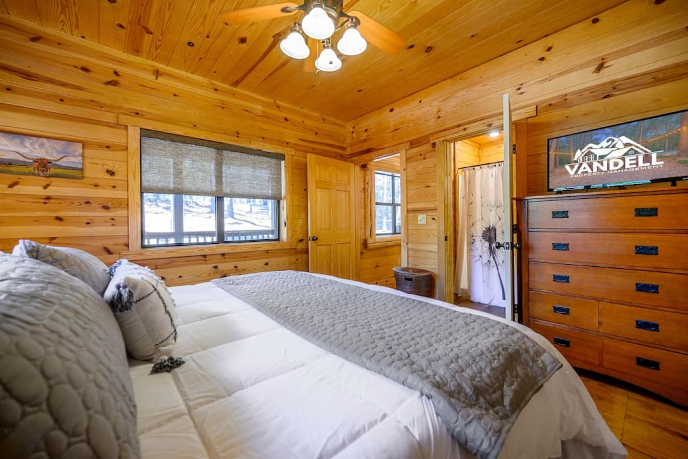 Discover the ultimate in bedroom comfort with our plush, fluffy bed, accompanied by a stylish dress cabinet at the front. Adorned with windows on the side, this tranquil haven combines comfort and functionality in a beautifully lit space.