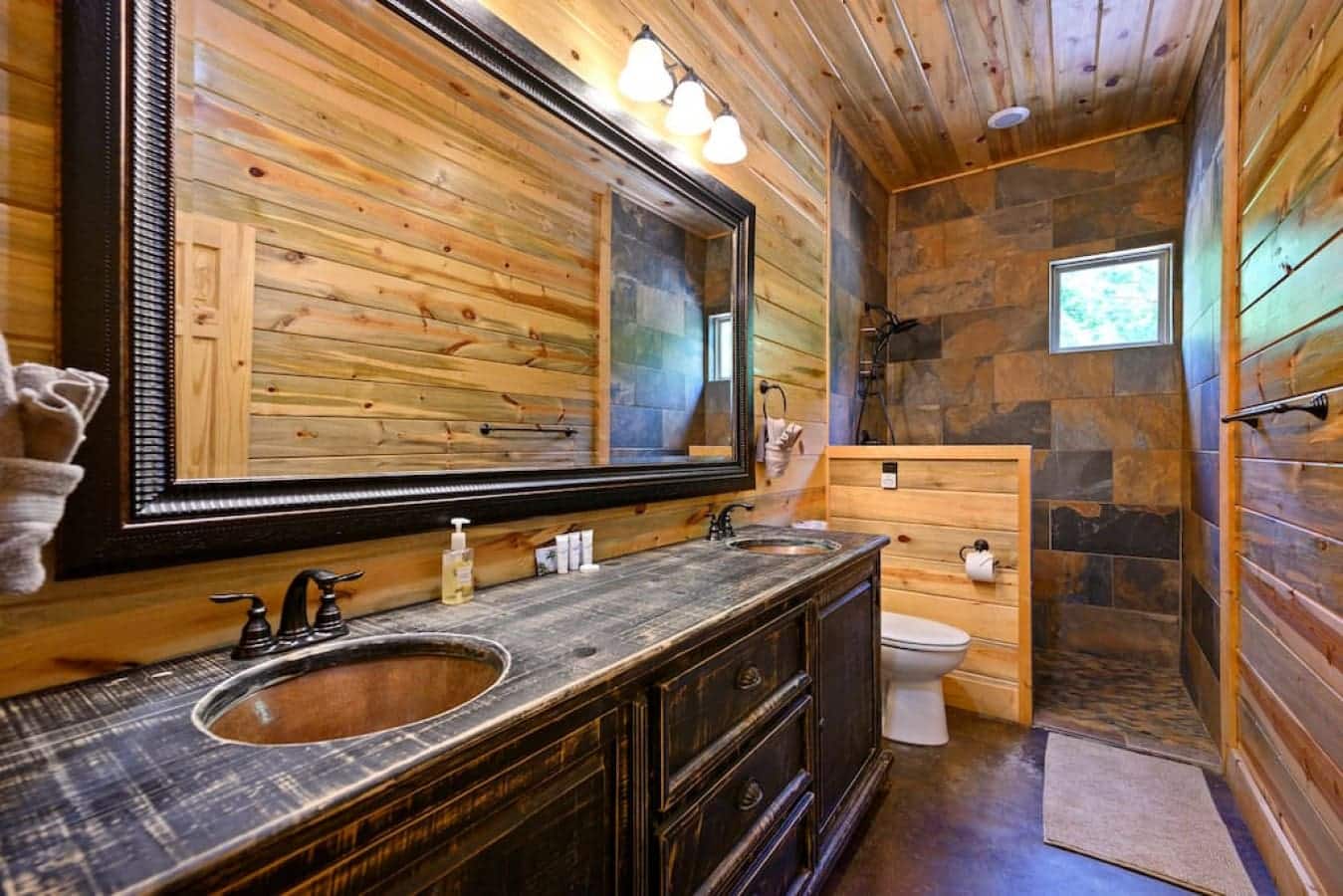 Refresh in rustic luxury: your private oasis awaits.