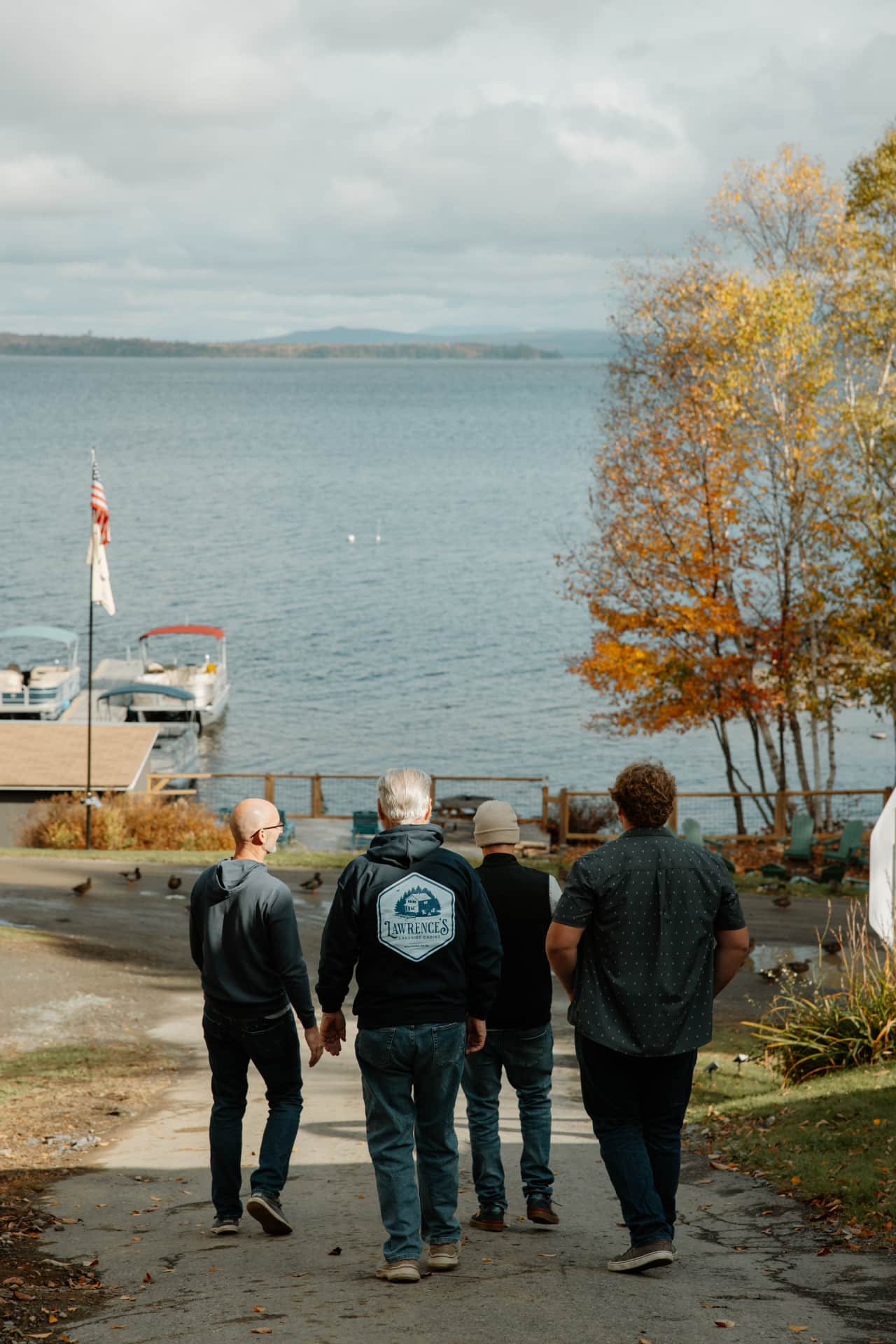 Unplug, unwind, and let the lake do the talking