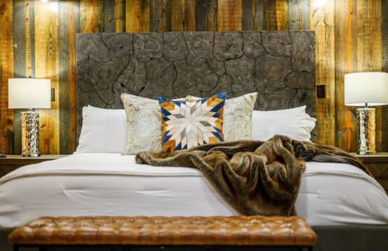 Unplugged has a 2 King En-Suites.